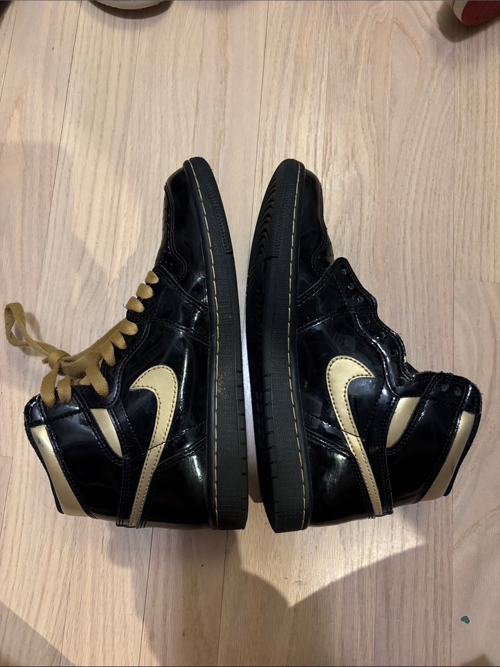 Air Jordan 1 Mid SEs